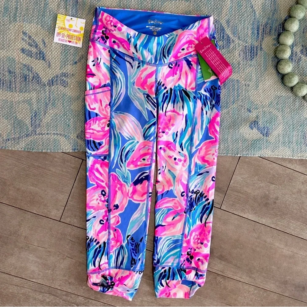 New Lilly Pulitzer Tropical Cropped Leggings Women’s XS Fara Weekender Luxletic